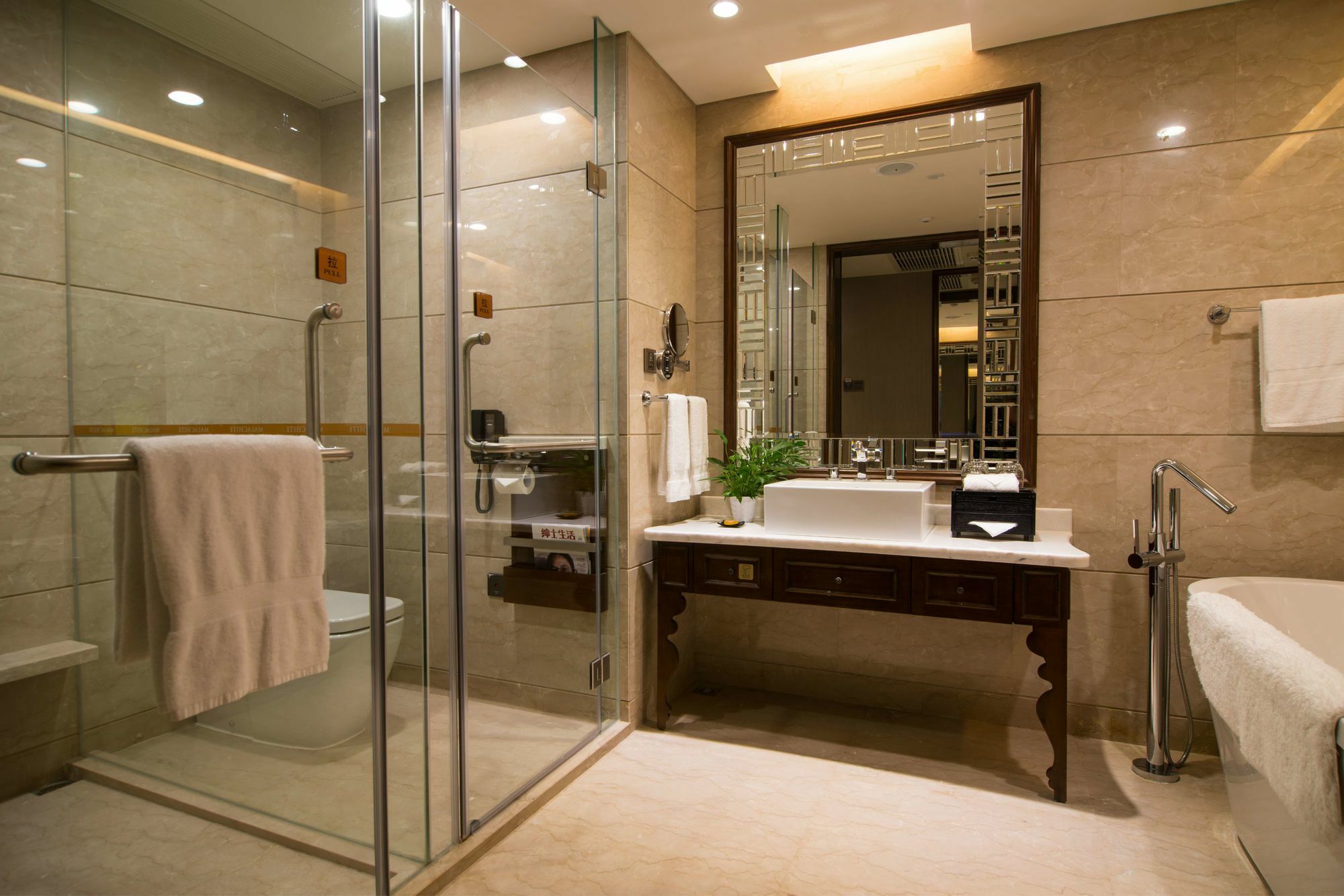 Malachite Hotel Dongguan Dongguan  Dış mekan fotoğraf
